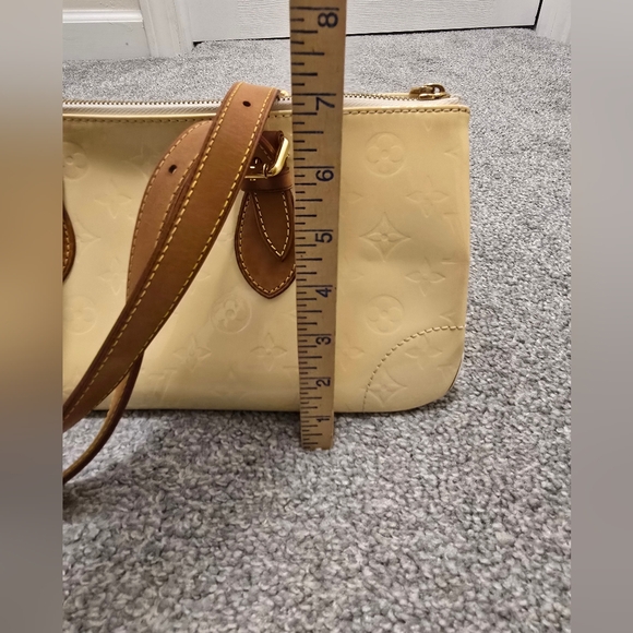 Louis Vuitton Monogram Vernis Shoulder Bag Butter Yellow Patent Leather Pastel - Picture 11 of 16